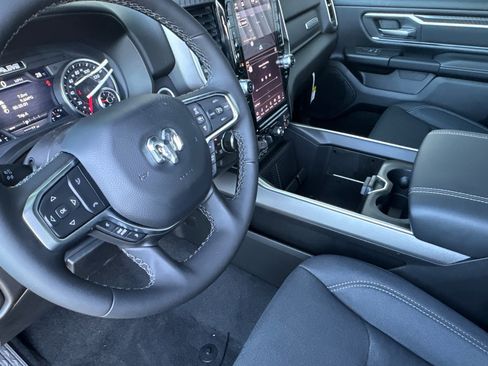 New 2026 RAM 1500 4x4 Crew Cab image 9