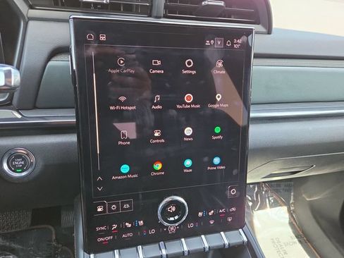 Certified 2026 GMC Terrain AT4 w/ Convenience Package III AWD/4WD image 49