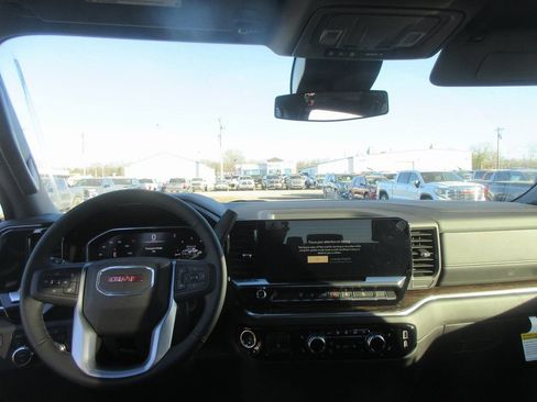 New 2026 GMC Sierra 3500 SLE w/ SLE Value Package image 16
