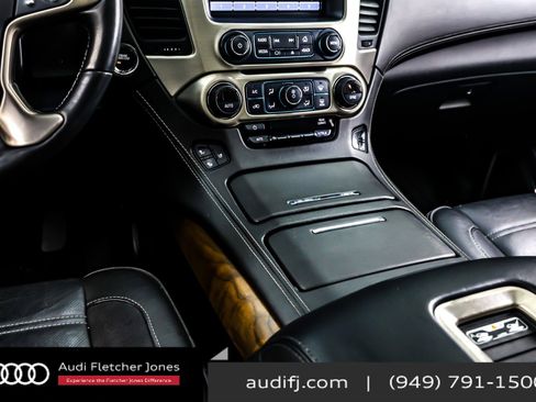 Used 2020 GMC Yukon XL Denali w/ Open Road Package image 6