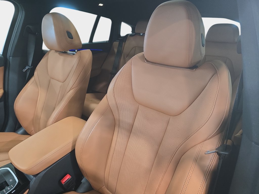 Certified 2023 BMW X4 M40i AWD/4WD image 22