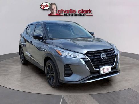 Used 2025 Nissan Kicks Play S image 7