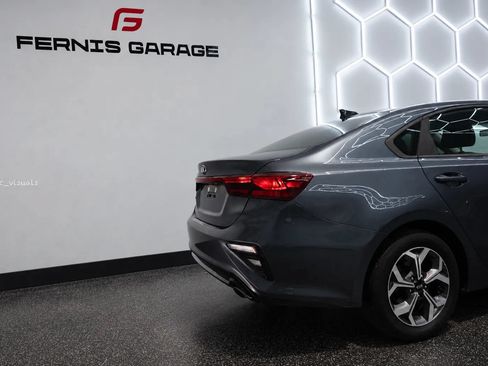 Used 2020 Kia Forte LXS FWD image 17