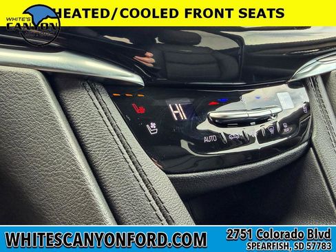 Used 2025 Cadillac XT6 Sport w/ Platinum Package AWD/4WD image 19