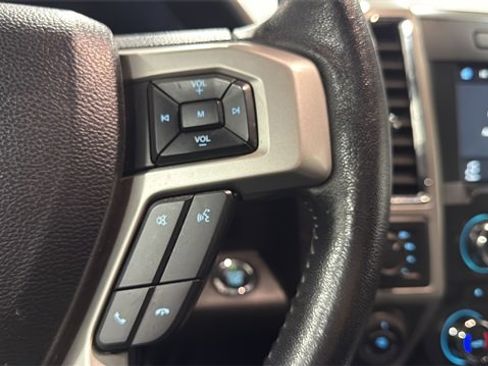 Used 2017 Ford F150 Lariat w/ Equipment Group 501A Mid image 19