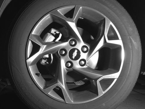 Used 2025 Chevrolet Trax LT FWD image 12