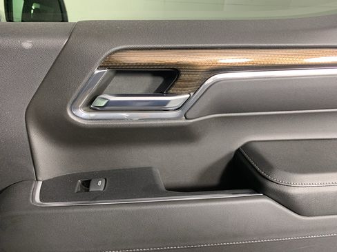 Used 2023 Chevrolet Silverado 1500 RST w/ Redline Edition image 34