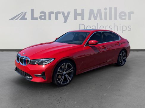 Used 2020 BMW 330i Sedan w/ Parking Assistance Package RWD image 1