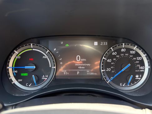 Used 2021 Toyota Highlander XLE AWD/4WD image 40