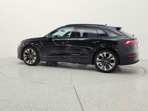 Used 2025 Audi Q8 Prestige w/ Prestige Package AWD/4WD image 8