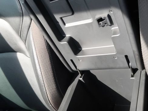 Used 2022 Nissan Pathfinder SL w/ SL Premium Package FWD image 31