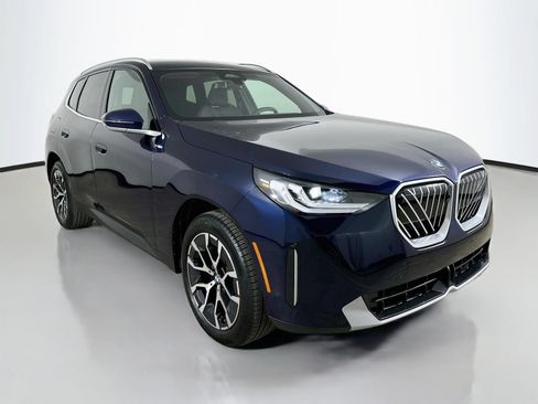 New 2026 BMW X3 xDrive30i w/ Premium Package AWD/4WD image 3
