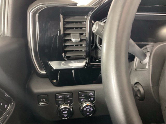 Used 2024 GMC Sierra 1500 SLT w/ SLT Premium Plus Package AWD/4WD image 20