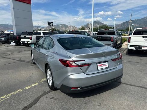 Used 2026 Toyota Camry LE FWD image 9