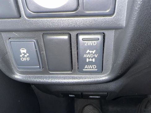 Used 2013 Nissan Juke SV AWD/4WD image 23