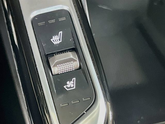 Certified 2024 Kia Sorento SX Prestige AWD/4WD image 21