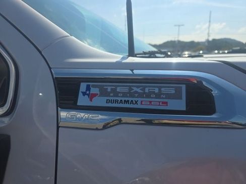 Used 2023 GMC Sierra 2500 SLT w/ Texas SLT Premium Package AWD/4WD image 6