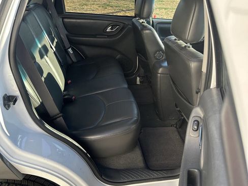 Used 2006 MAZDA Tribute s w/ Package 3 image 18