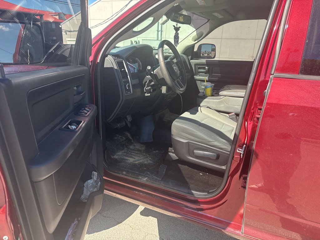 Used 2018 RAM 2500 Tradesman w/ Chrome Appearance Group AWD/4WD image 5