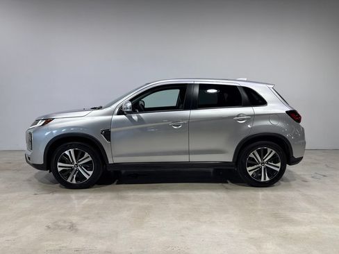 Used 2025 Mitsubishi Outlander Sport ES AWD/4WD image 4