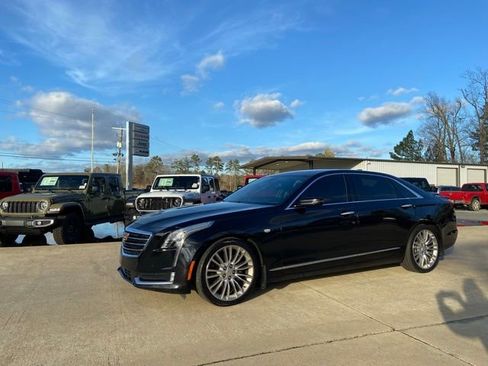 Used 2018 Cadillac CT6 Premium Luxury w/ Super Cruise Package image 2