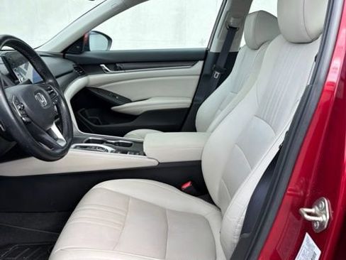 Used 2020 Honda Accord EX-L image 11