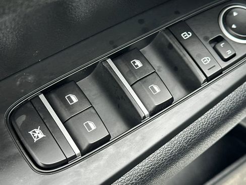 Used 2024 Kia Forte LXS image 14