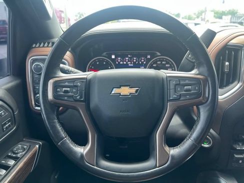 Used 2022 Chevrolet Silverado 3500 High Country w/ LPO, Hitch Package AWD/4WD image 15