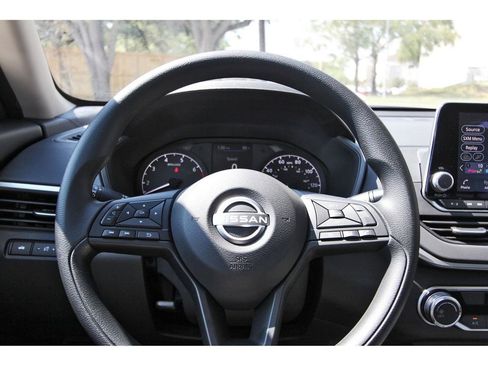 New 2025 Nissan Altima 2.5 S image 14
