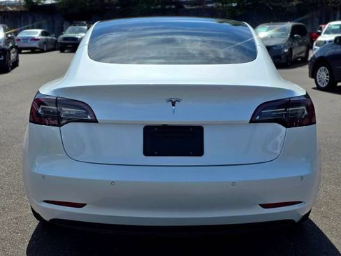 Used 2021 Tesla Model 3 Standard Range Plus RWD image 7