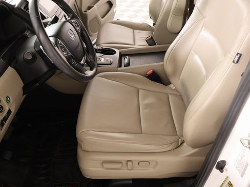 Used 2020 Honda Ridgeline RTL-E image 12