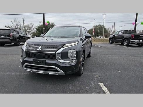 Used 2024 Mitsubishi Outlander SE image 19
