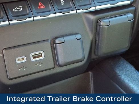 Used 2022 GMC Sierra 1500 AT4 image 28