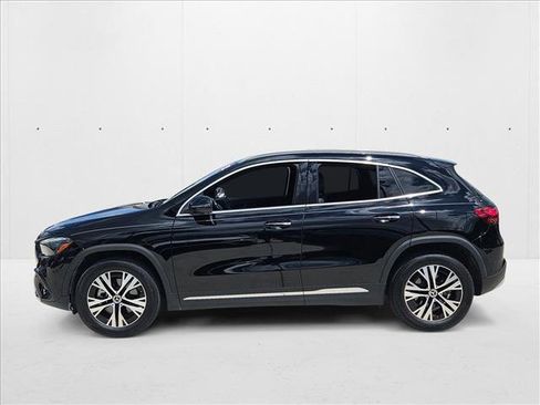 Used 2025 Mercedes-Benz GLA 250 image 9