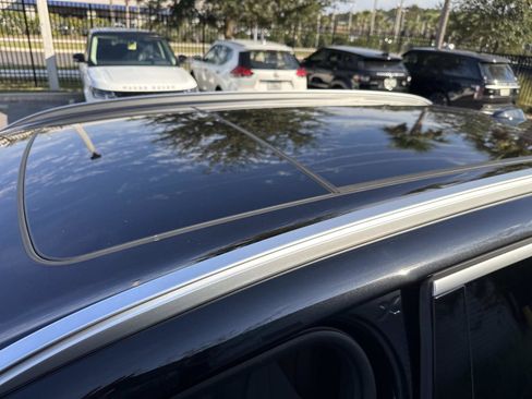 Used 2025 BMW X5 xDrive50e w/ Parking Assistance Package image 30