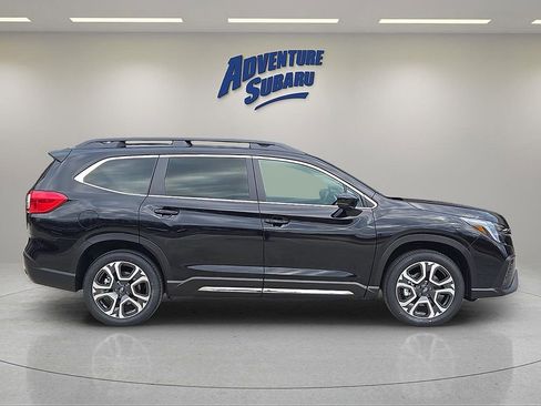New 2026 Subaru Ascent Limited image 7