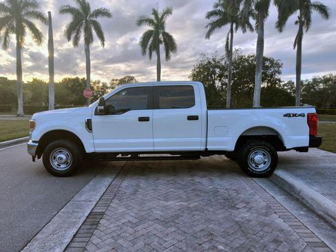 Used 2022 Ford F250 XL w/ Power Equipment Group image 12