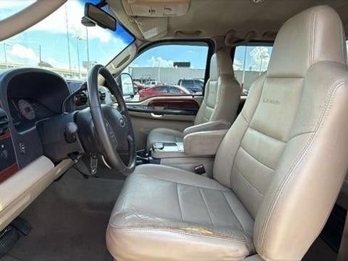 Used 2006 Ford F250 Lariat RWD image 11