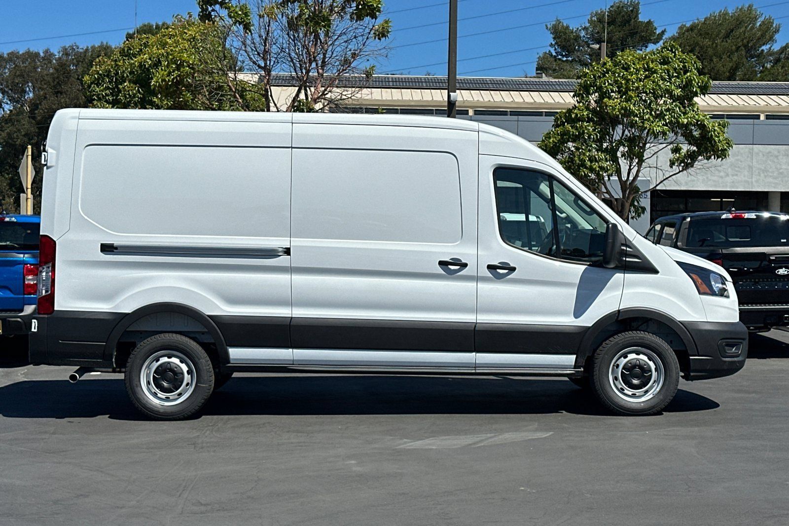 New 2026 Ford Transit 250 148 Medium Roof RWD image 3