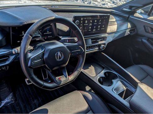 Used 2024 Acura ZDX A-Spec image 17