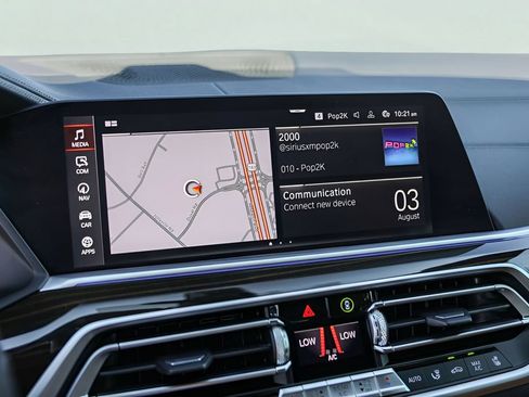 Used 2021 BMW X6 sDrive40i w/ Executive Package RWD image 19