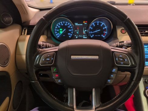 Used 2014 Land Rover Range Rover Evoque Pure Premium image 19