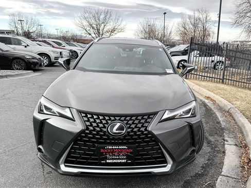 Used 2022 Lexus UX 250h w/ Premium Package image 3