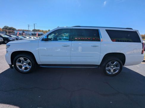 Used 2020 Chevrolet Suburban Premier image 4