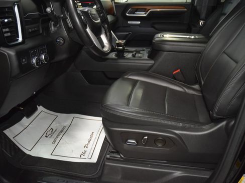 Used 2022 GMC Sierra 1500 Denali w/ Technology Package AWD/4WD image 41