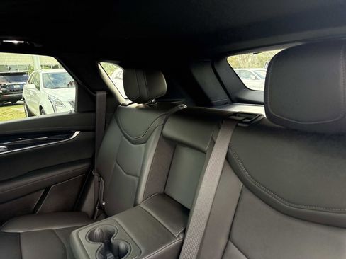 Certified 2025 Cadillac XT5 Premium Luxury image 16
