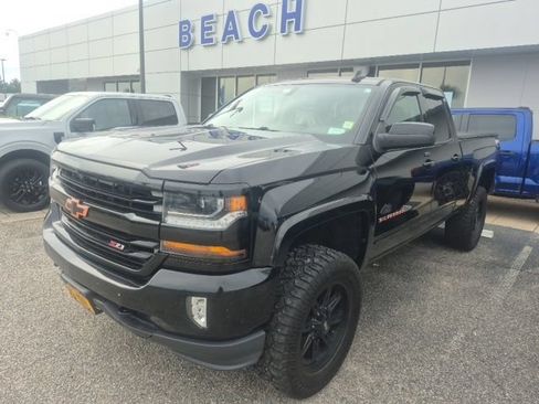Used 2017 Chevrolet Silverado 1500 LT w/ All Star Edition AWD/4WD image 7