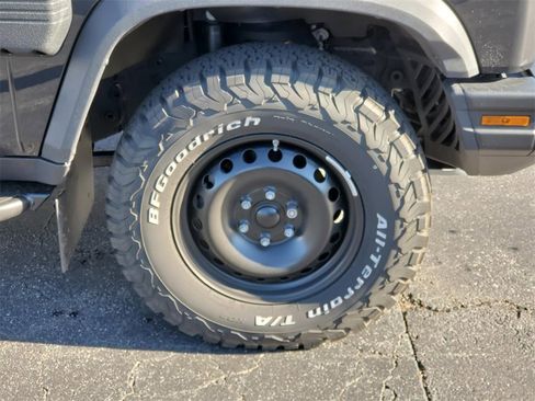 Used 2025 INEOS Grenadier Trialmaster Edition image 9