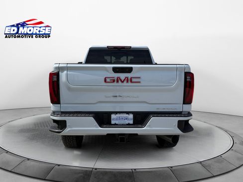 New 2026 GMC Sierra 2500 Denali w/ Denali Reserve Package AWD/4WD image 4