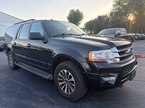 Used 2016 Ford Expedition EL XLT w/ Equipment Group 202A AWD/4WD image 2